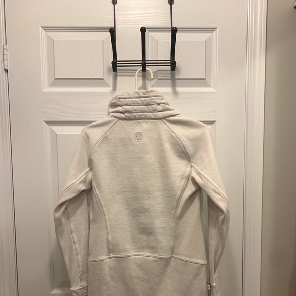 Lulu Sweater - Picture 8 of 10